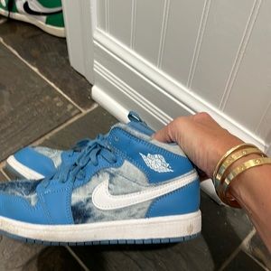 Jordan retro Denim blue kids size 1